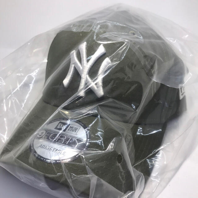 NEW ERA(ニューエラー)のニューエラ キャップ NY ヤンキース 緑 カーキ オリーブ グリーン 白ロゴ メンズの帽子(キャップ)の商品写真