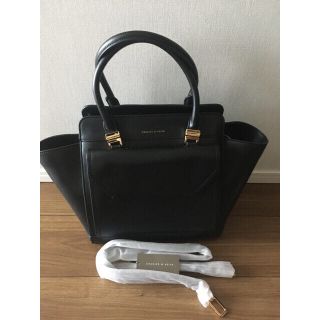 チャールズアンドキース(Charles and Keith)のチャールズアンドキース(ハンドバッグ)