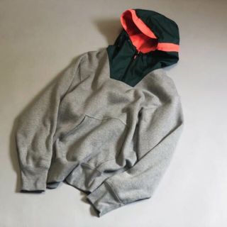 カラー(kolor)のkolor beacon 19aw パーカー　異素材　ナイロン(パーカー)