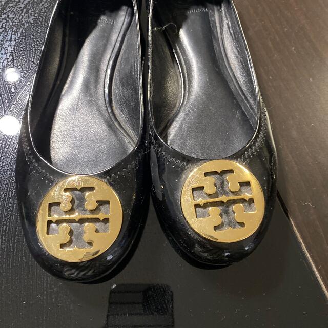 Tory Burch(トリーバーチ)のトリーバーチ靴20CM、黒エナメル 1300円　免税店で購入 レディースの靴/シューズ(バレエシューズ)の商品写真