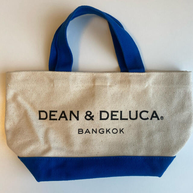 DEAN & DELUCA(ディーンアンドデルーカ)のミニョ*様ご専用ですディーンアンドデルーカ　バンコク限定　トートバッグ　Sサイズ レディースのバッグ(ハンドバッグ)の商品写真