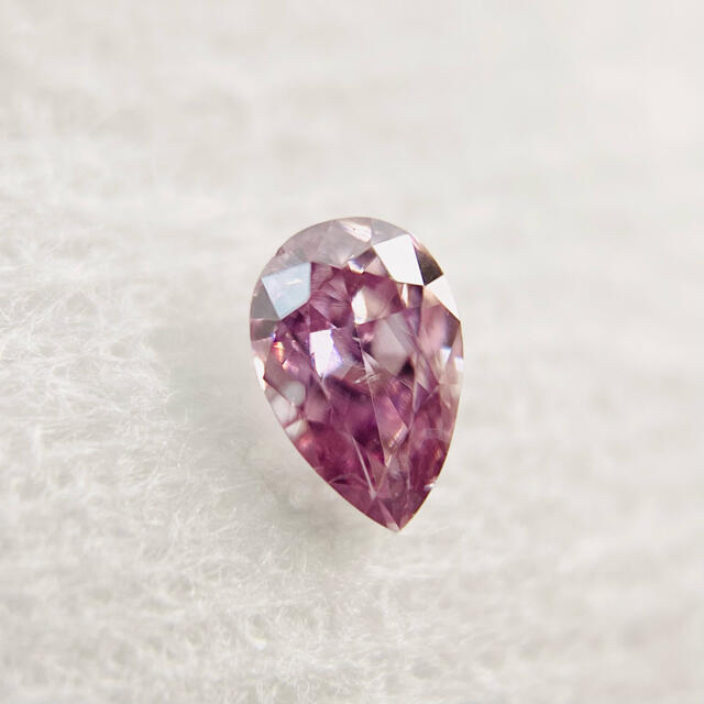 濃いピンク☆天然ピンクダイヤモンドルース PPD:0.065ct レディースのアクセサリー(その他)の商品写真