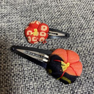 和柄　お花のヘアピン　2つ　和装　着物　子どもにも(和装小物)