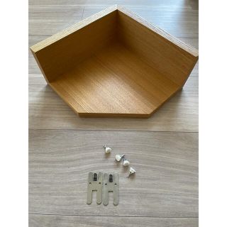 ムジルシリョウヒン(MUJI (無印良品))の【2点おまとめ】壁に付けられる家具コーナー棚 ２２ｃｍ②(棚/ラック/タンス)