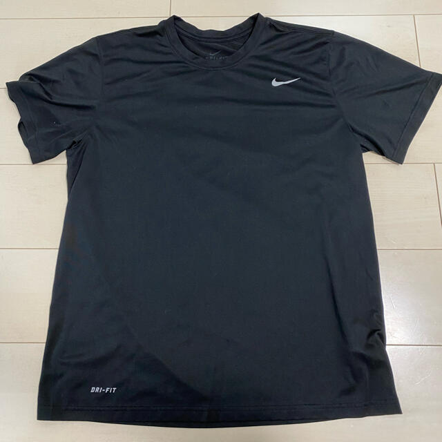 NIKE(ナイキ)のNIKE ナイキ DRI-FIT Tシャツ 黒 XXLサイズ メンズのトップス(Tシャツ/カットソー(半袖/袖なし))の商品写真