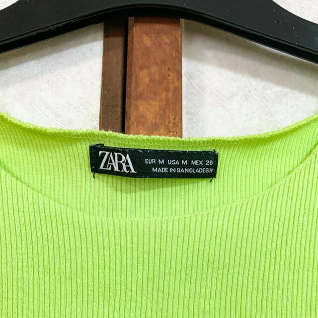 ZARA(ザラ)のZARA クロップドトップス レディースのトップス(キャミソール)の商品写真