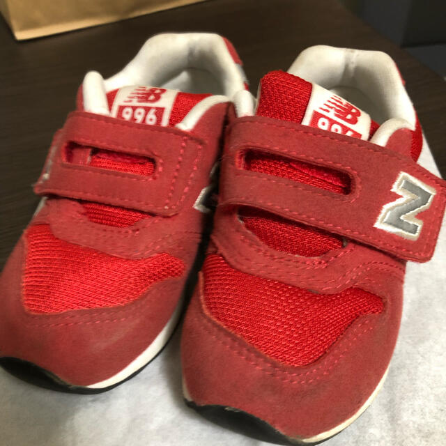 New Balance(ニューバランス)のニューバランス996 13.5cm レッド　人気型番 キッズ/ベビー/マタニティのベビー靴/シューズ(~14cm)(スニーカー)の商品写真