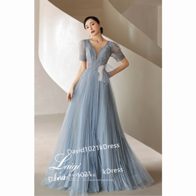 高品質！    パーティードレス    ブルー  キラキラチュール    結婚式 レディースのフォーマル/ドレス(ロングドレス)の商品写真