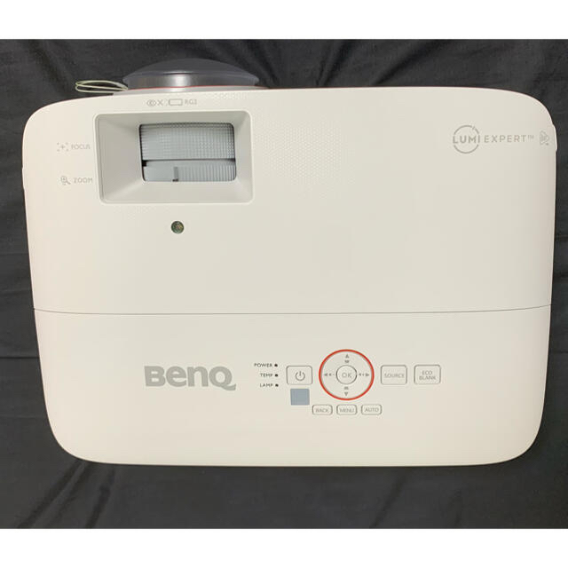BenQ 短焦点　プロジェクター TH671ST