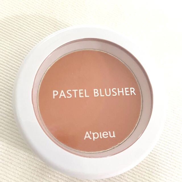 APIEU オピュ　Pastel Blusherr パステル ブラッシャー　 コスメ/美容のベースメイク/化粧品(チーク)の商品写真