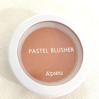 APIEU オピュ　Pastel Blusherr パステル ブラッシャー　(チーク)