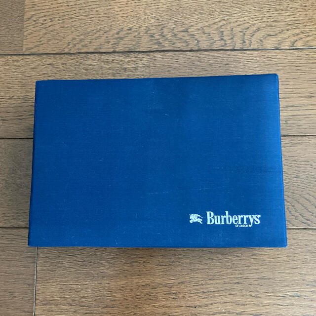 BURBERRY(バーバリー)のBurberrys 紳士用ハンカチ　3枚セット メンズのファッション小物(ハンカチ/ポケットチーフ)の商品写真