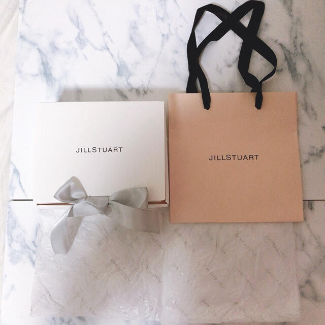 JILL by JILLSTUART(ジルバイジルスチュアート)の【JILL STUART】【ジルスチュアート】ショップ袋　ラッピングボックス レディースのバッグ(ショップ袋)の商品写真