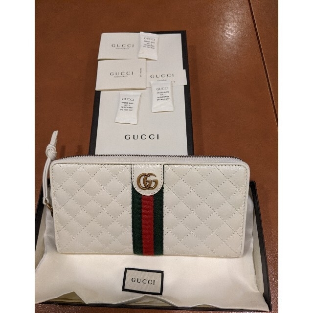 テレビで話題】 Gucci - GUCCI ラウンドファスナー 長財布 新品 未使用