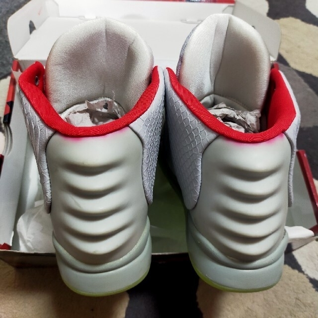 NIKE(ナイキ)のナイキ airyeezy2 メンズの靴/シューズ(スニーカー)の商品写真