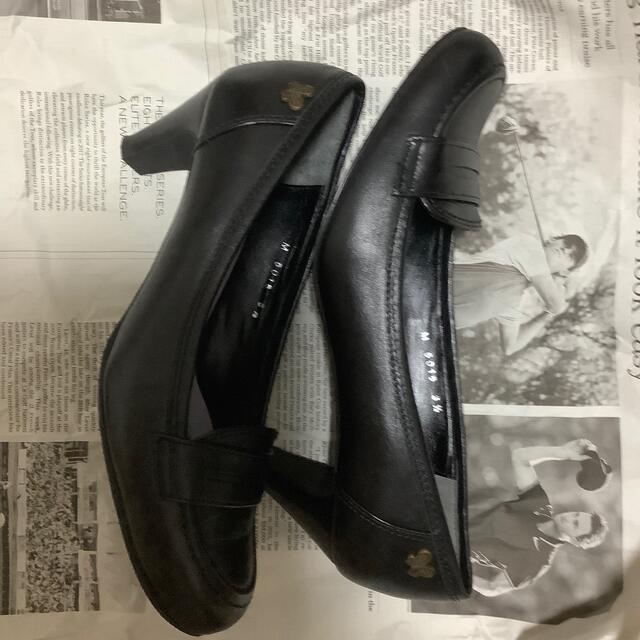 ANNA SUI(アナスイ)の【再値下げ】アナスイ　皮革黒パンプス　23.5cm レディースの靴/シューズ(ハイヒール/パンプス)の商品写真
