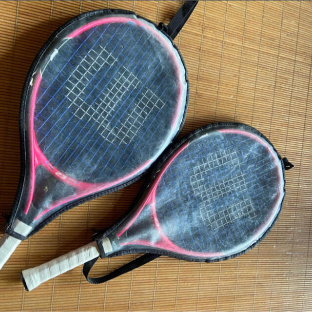 wilson(ウィルソン)の★さり様専用★Wilson  BURN  JUNIOR  テニスラケット１本のみ スポーツ/アウトドアのテニス(バッグ)の商品写真