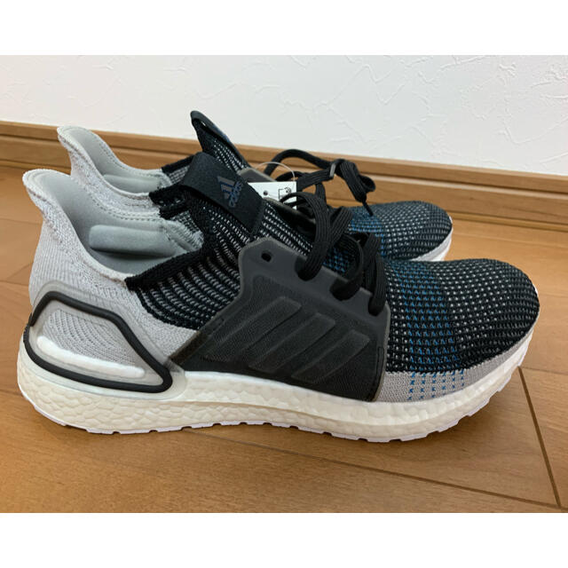 のシューズ『 adidas adidas Ultra BOOST19の通販 by ダイゾー|アディダスならラクマ - アディダス ウルトラブースト19 ⊡ブランド