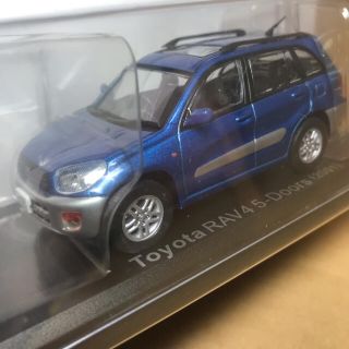 トヨタ(トヨタ)の国産名車コレクション　1/43 トヨタ　RAV4 5ドア　ミニカー (ミニカー)