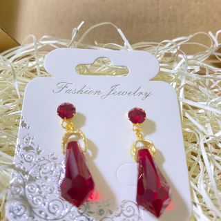 ピアス　(ピアス)