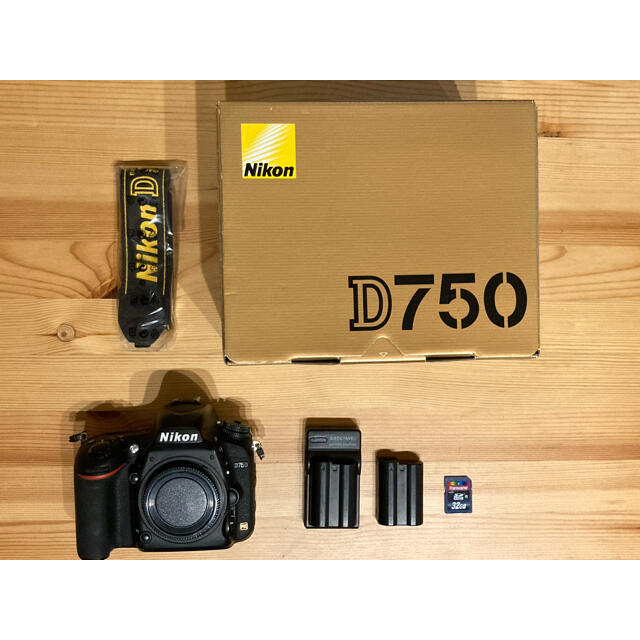 Nikon - Nikon D750 ボディ