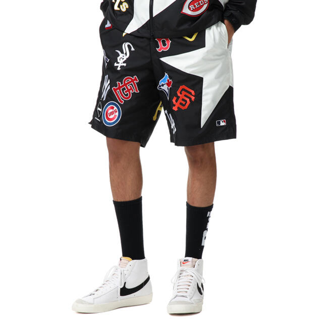 F.C.R.B.(エフシーアールビー)のF.C.Real Bristol MLB ALL TEAM SHORTS メンズのパンツ(ショートパンツ)の商品写真