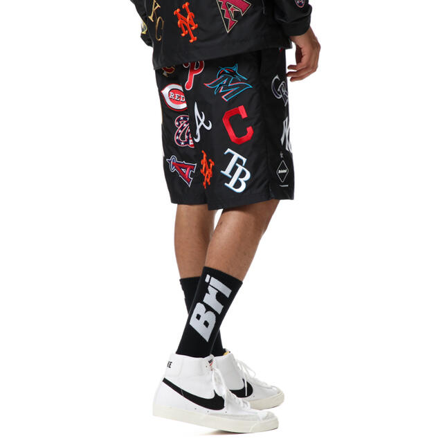 F.C.R.B.(エフシーアールビー)のF.C.Real Bristol MLB ALL TEAM SHORTS メンズのパンツ(ショートパンツ)の商品写真