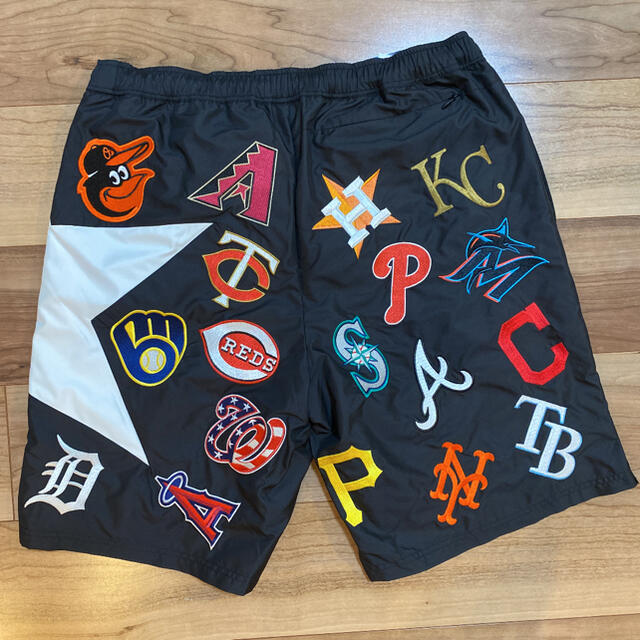 F.C.Real Bristol × MLB ロゴ スウェットショートパンツ