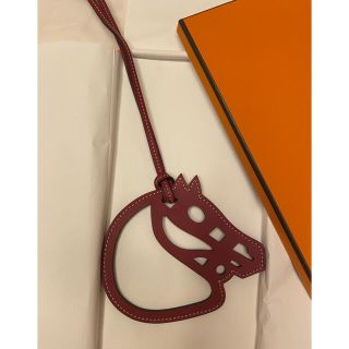 エルメス(Hermes)のふゆ様専用 hermesチャーム パドック シュヴァル ルージュグレナ(キーホルダー)