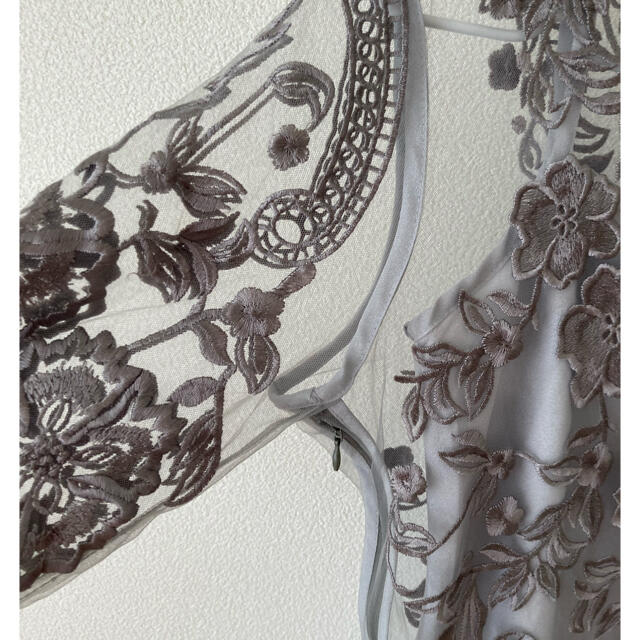 asos(エイソス)の結婚式　ワンピース    シースルー　大人可愛い　シンプル　二次会　ドレス レディースのワンピース(ひざ丈ワンピース)の商品写真