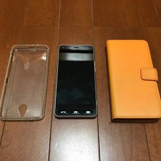 キョウセラ(京セラ)のかんたんスマホ　KYOCERA 705KC シルバー(スマートフォン本体)