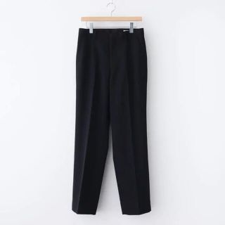 コモリ(COMOLI)のLIGHT WOOL MAX GABARDINE SLACKS(スラックス)