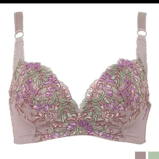 BRADELIS New York(ブラデリスニューヨーク)の最終価格　新品タグ付き　ブラデリス　Floret Bra ノンワイヤー レディースの下着/アンダーウェア(ブラ)の商品写真