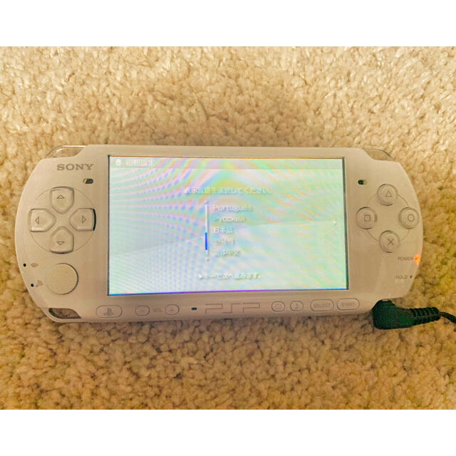 PlayStation Portable(プレイステーションポータブル)のPSP-3000＋ソフト7本セット エンタメ/ホビーのゲームソフト/ゲーム機本体(携帯用ゲーム機本体)の商品写真
