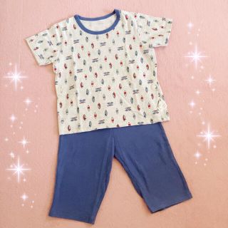 ユニクロ(UNIQLO)の☆ユニクロ☆ベビー☆サーフボード柄☆ドライパジャマ☆110サイズ☆ブルー(パジャマ)