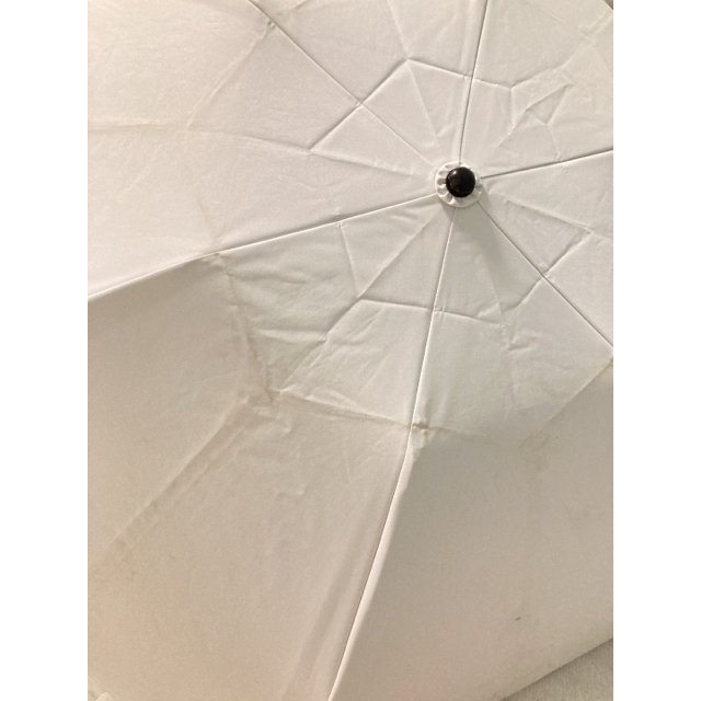 サンバリア100 3段 折りたたみ  日傘 完全遮光 ホワイト グレー レディースのファッション小物(傘)の商品写真