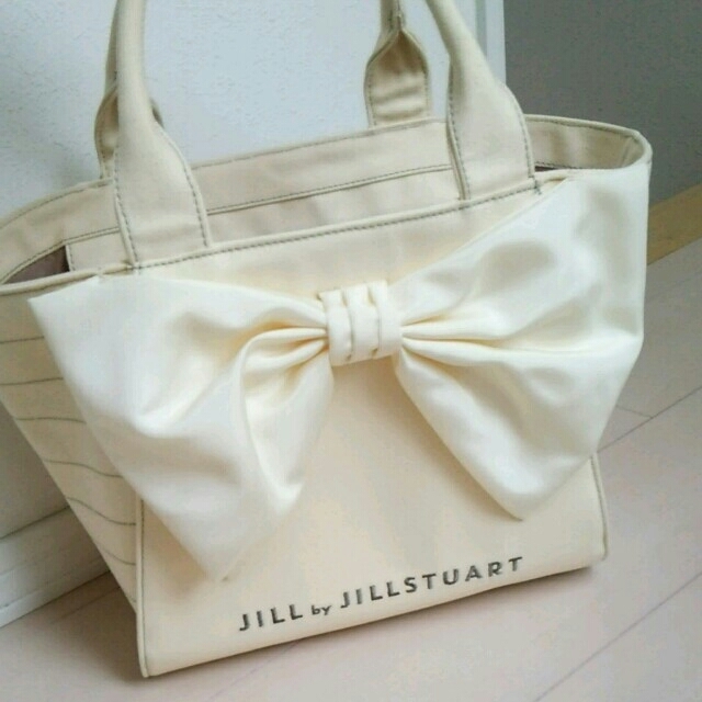 JILL by JILLSTUART(ジルバイジルスチュアート)の11月7日までsio様専用 ジル バッグ レディースのバッグ(トートバッグ)の商品写真