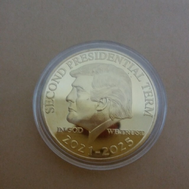 トランプコイン　2021-2025 GOLD COINトランプ大統領コイン