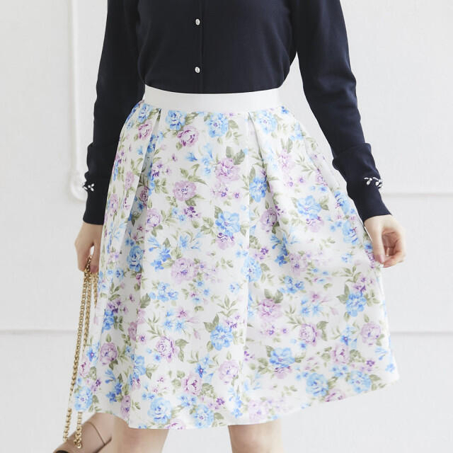 tocco(トッコ)の花柄スカート レディースのスカート(ひざ丈スカート)の商品写真