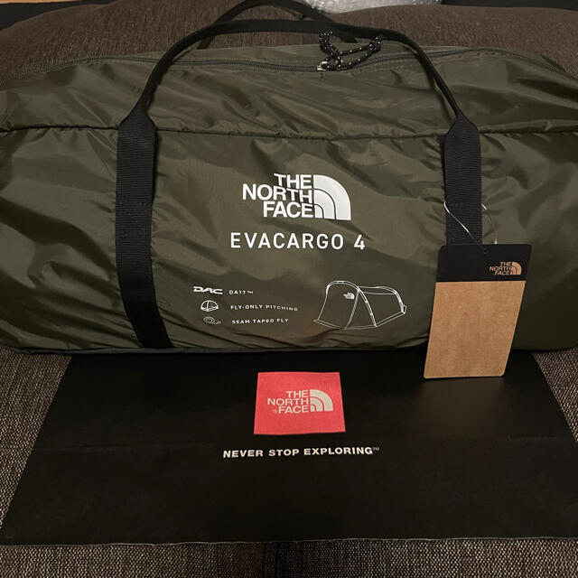 THE NORTH FACE(ザノースフェイス)のノースフェイス エバカーゴ4【NV22104】テント Evacargo4【新品】 スポーツ/アウトドアのアウトドア(テント/タープ)の商品写真