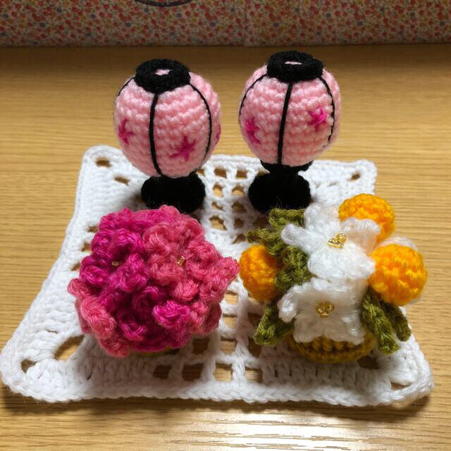 雛人形　おひなさま  あみぐるみ　シロクマ ハンドメイドのぬいぐるみ/人形(あみぐるみ)の商品写真