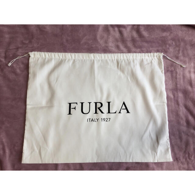 Furla(フルラ)のFURLA 保存袋　大 レディースのバッグ(ショップ袋)の商品写真