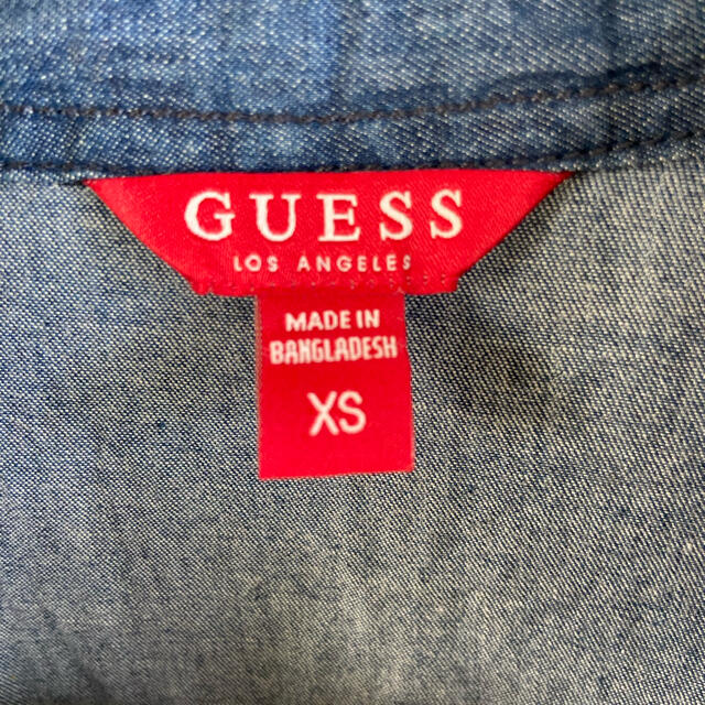 GUESS(ゲス)のGUESS デニムシャツ レディースのトップス(シャツ/ブラウス(長袖/七分))の商品写真