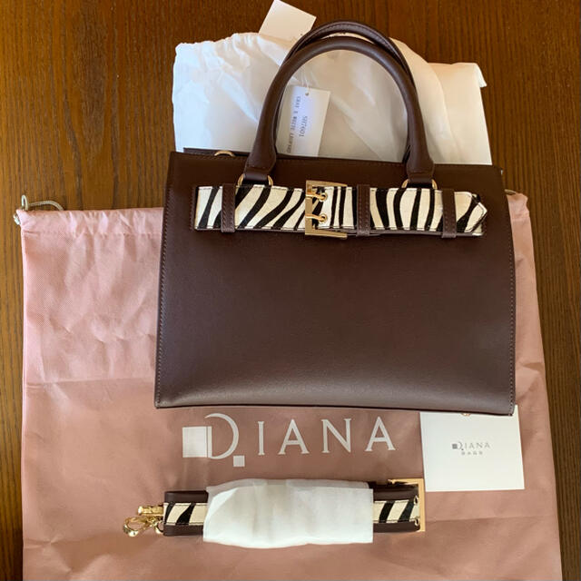 DIANA(ダイアナ)のダイアナ DIANA バック ハンドバック レディースのバッグ(ハンドバッグ)の商品写真