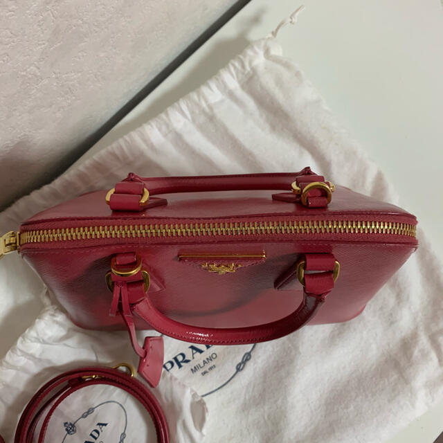 PRADA プラダ サフィアーノ ヴェルニーチェ ペオニア 2way
