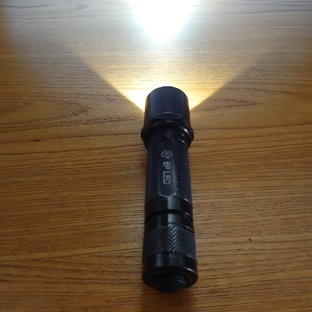 SUREFIRE(シュアファイア)のSUREFIRE 6P LED surefire SF123A スポーツ/アウトドアのアウトドア(ライト/ランタン)の商品写真