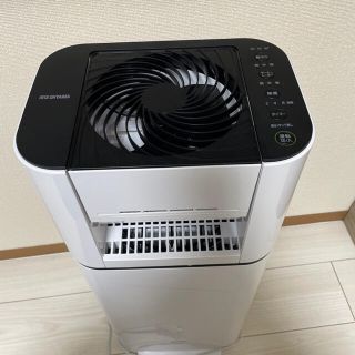 アイリスオーヤマ(アイリスオーヤマ)のアイリスオーヤマ　衣類乾燥除湿機　ホワイト(衣類乾燥機)