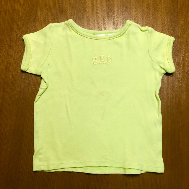 GAP Kids(ギャップキッズ)のGap Tシャツ 90くらい 2点 キッズ/ベビー/マタニティのキッズ服男の子用(90cm~)(Tシャツ/カットソー)の商品写真