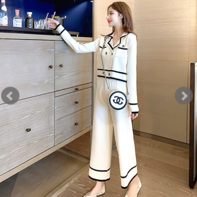 ZARA - セットアップ 襟付きトップス フレアパンツ Vネック 長袖 ZARA - セットアップ 襟付きトップス フレアパンツ Vネック 長袖