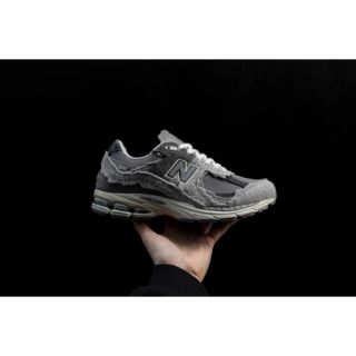 ニューバランス(New Balance)のNew Balance 2002R Rain Cloud(スニーカー)